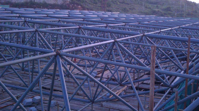 茂名概述网架加工中对钢材的质量的过细恳求